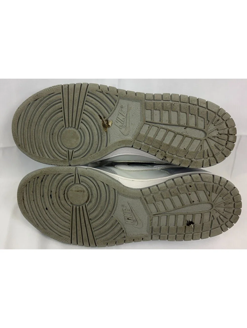 Nike Dunk Low Two-Toned Grey (GS) Size 6.5Y DH9765-001 Sneakers